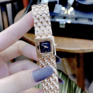 ĐỒNG HỒ NỮ CHANEL F1 - Dạng lắc - 200950009