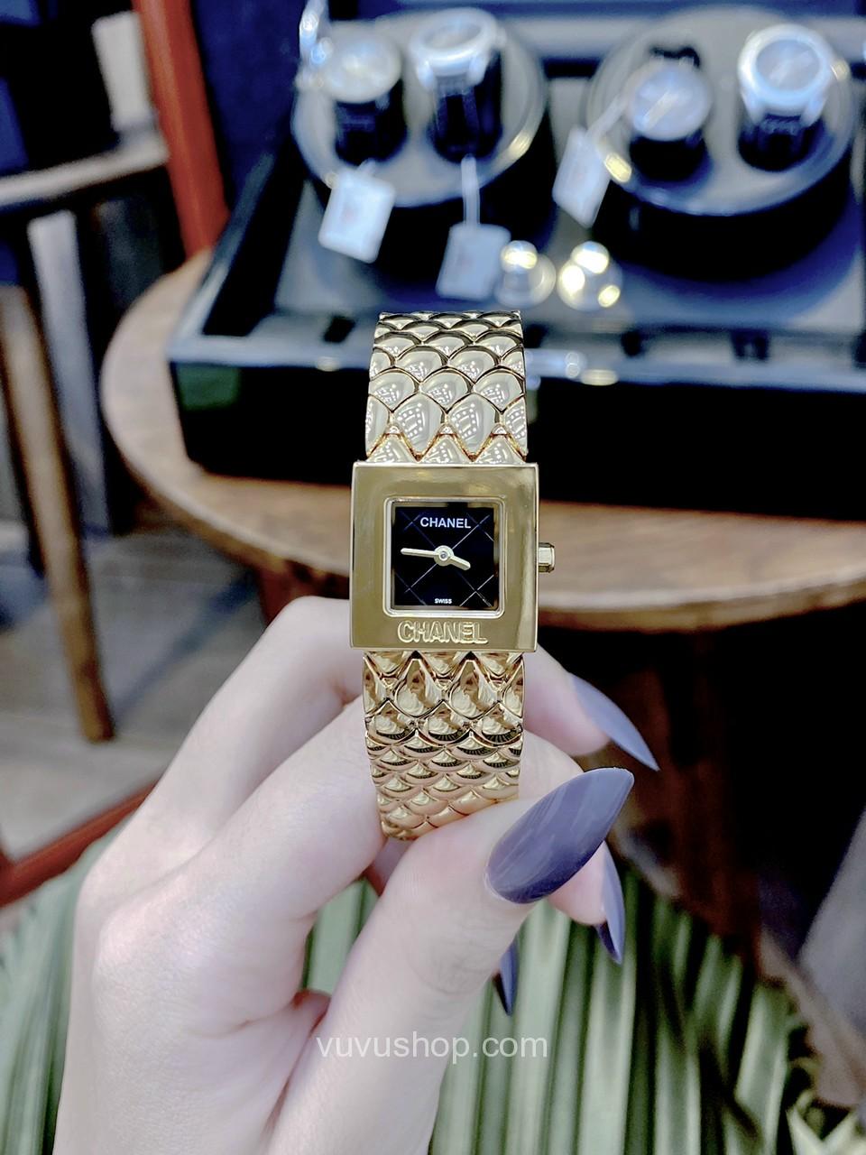ĐỒNG HỒ NỮ CHANEL F1 - Dạng lắc - 200950009